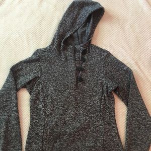 Columbia Women’s Fitted Burton Up Hoodie